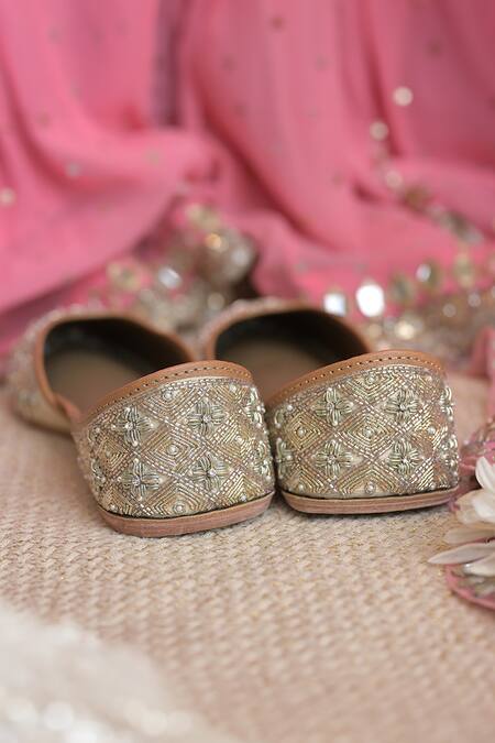 Coral Haze_Cream Zardosi Sadaf Embellished Juttis _at_Aza_Fashions