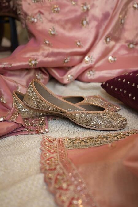 Buy_Coral Haze_Gold Aara Embellished Juttis_Online_at_Aza_Fashions
