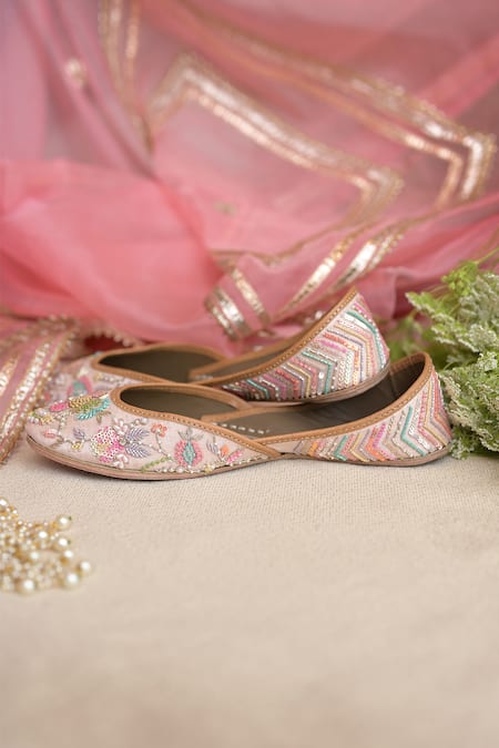 Coral Haze Inayat Embellished Juttis 