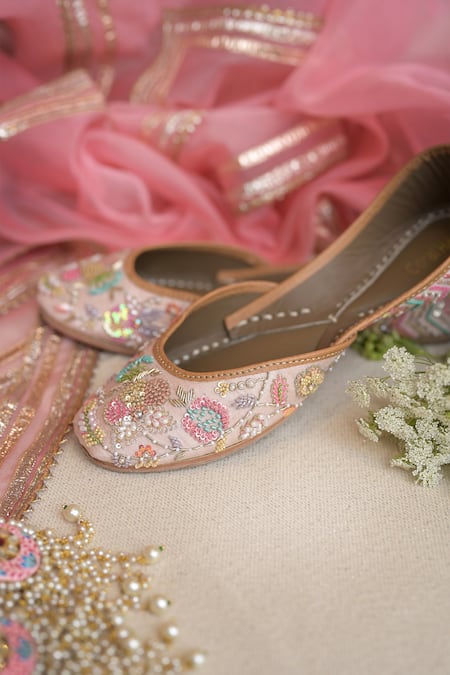 Buy_Coral Haze_Pink Inayat Embellished Juttis _Online_at_Aza_Fashions