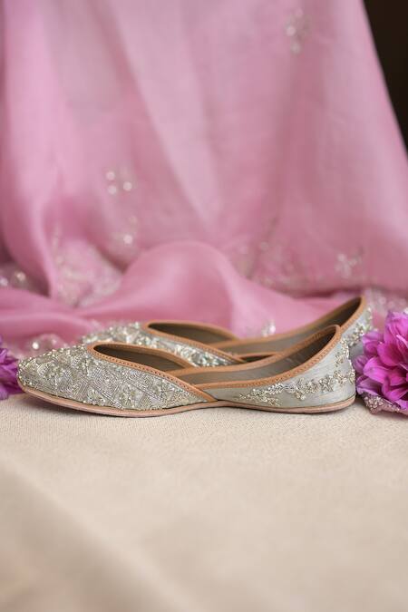 Shop Coral Haze Silver Zari, Rhinestones, Pearls Mahnoor Embellished Juttis Online at Aza Fashions Shop_Coral Haze_Silver Zari, Rhinestones, Pearls Mahnoor Embellished Juttis _Online_at_Aza_Fashions