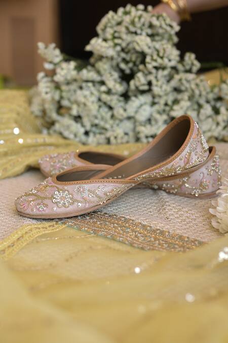 Buy Coral Haze Beige Vanya Embellished Juttis Online at Aza Fashions Buy_Coral Haze_Beige Vanya Embellished Juttis _Online_at_Aza_Fashions