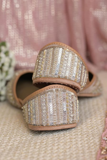 Coral Haze_Gold Parina Embellished Juttis _Online_at_Aza_Fashions