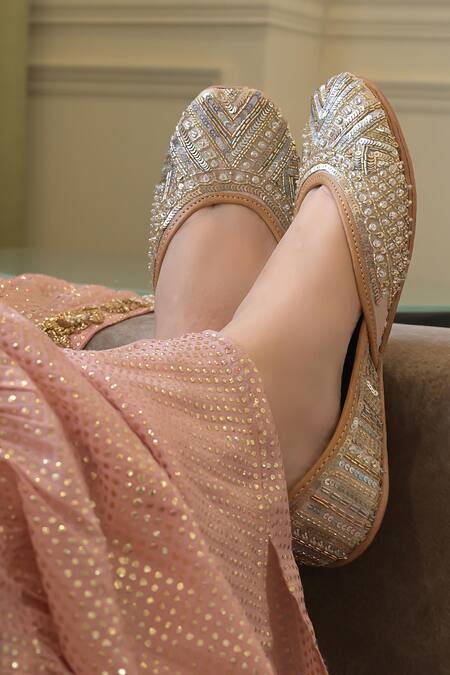 Coral Haze_Gold Parina Embellished Juttis _at_Aza_Fashions