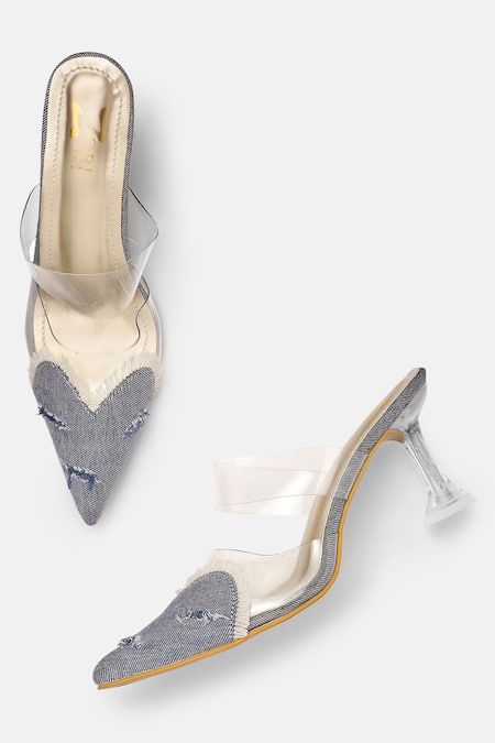 Zori World Amor Heart Cut-Out Toe Heels 