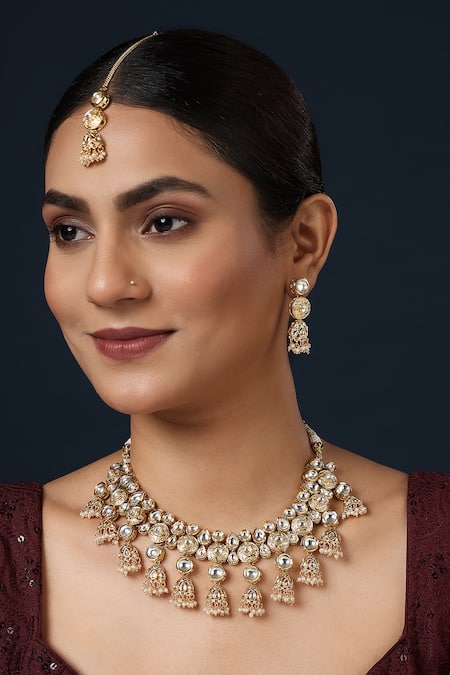 Minaki Kundan Embellished Jewellery Set 
