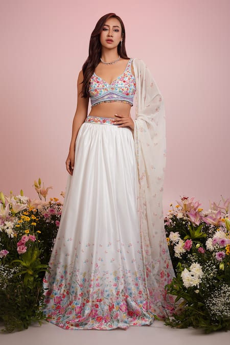 Label Priyanka Kar White Satin Hand Embroidery Floral Plunge Leaf Print Hem Lehenga Blouse Set 