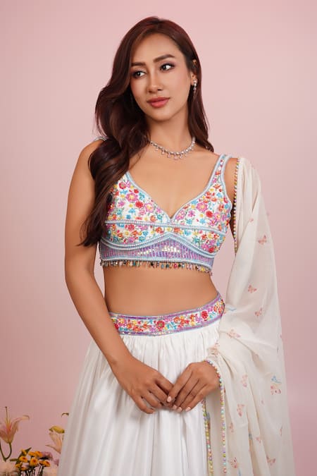 Label Priyanka Kar_White Satin Embroidery Plunge Neck Floral Print Hem Lehenga Blouse Set _Online_at_Aza_Fashions