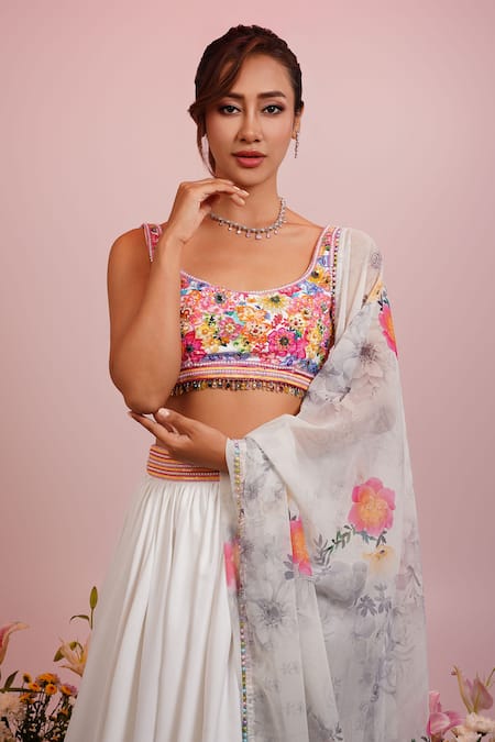 Label Priyanka Kar White Viscose, Satin Embroidery Plunge Neck Floral Print Lehenga Blouse Set Online at Aza Fashions Label Priyanka Kar_White Viscose, Satin Embroidery Plunge Neck Floral Print Lehenga Blouse Set _Online_at_Aza_Fashions
