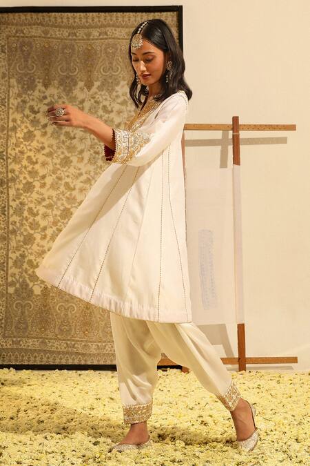 Buy Sheetal Batra Ivory Silk, Chanderi, Satin, Bamboo Fayaaz Embroidered Chauga Kurta With Salwar Buy_Sheetal Batra_Ivory Silk, Chanderi, Satin, Bamboo Fayaaz Embroidered Chauga Kurta With Salwar