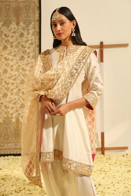 Sheetal Batra Ivory Silk, Chanderi, Bamboo, Tissue Embroidery Intezaar Kurta And Salwar Set at Aza Fashions Sheetal Batra_Ivory Silk, Chanderi, Bamboo, Tissue Embroidery Intezaar Kurta And Salwar Set _at_Aza_Fashions
