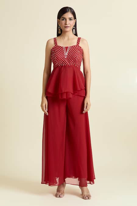 Samyukta Singhania_Red Georgette Mirrors, Embroidery Sweetheart Neck Yoke Tunic Set _Online_at_Aza_Fashions