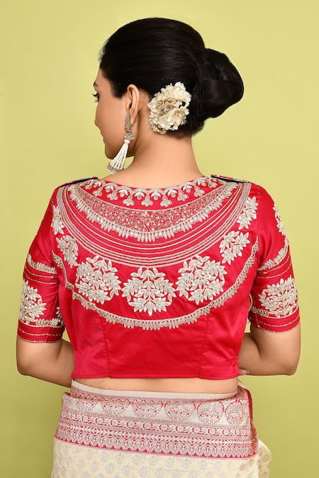 Shop_Naintara Bajaj_Off White Silk Embroidery Contrast Hem Banarasi Saree_Online_at_Aza_Fashions