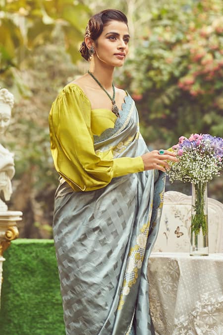 Kasturi Kundal_Green Silk Pearls Lady Jessica Zari Handloom Saree With Unstitched Blouse Piece _Online_at_Aza_Fashions