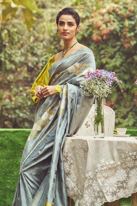 Buy_Kasturi Kundal_Green Silk Pearls Lady Jessica Zari Handloom Saree With Unstitched Blouse Piece _Online_at_Aza_Fashions