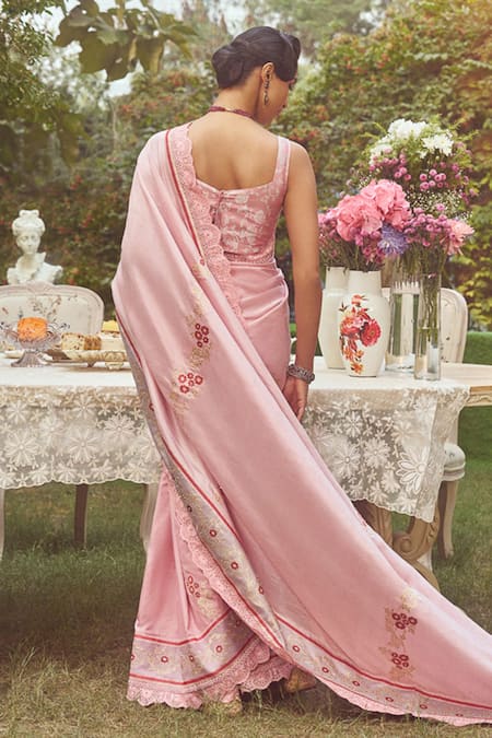 Kasturi Kundal Valeria Handloom Saree With Unstitched Blouse Piece 