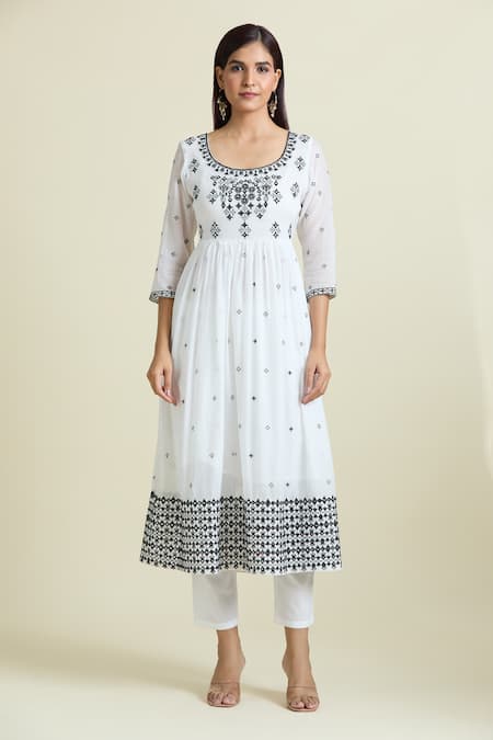 Samyukta Singhania_White Cotton Mirrors Round Neck Embroidered Anarkali And Pant Set_Online_at_Aza_Fashions