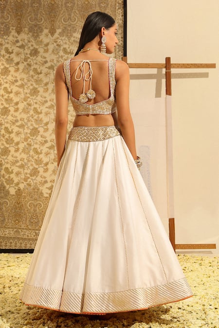 Sheetal Batra Aayan Floral Embroidered Blouse & Lehenga Set 