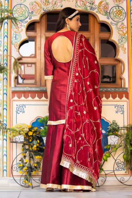 Shop Bannhi By Priyanka Rathore Maroon Taffeta, Satin, Organza Embroidery, Applique Solid Kurta Sharara Set at Aza Fashions Shop_Bannhi By Priyanka Rathore_Maroon Taffeta, Satin, Organza Embroidery, Applique Solid Kurta Sharara Set _at_Aza_Fashions