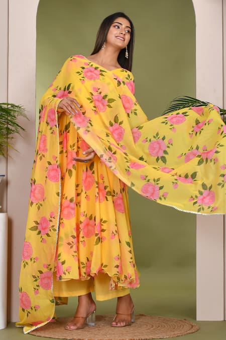 Shop_Bannhi By Priyanka Rathore_Yellow Muslin Round Neck Floral Pattern Anarkali Set _Online_at_Aza_Fashions