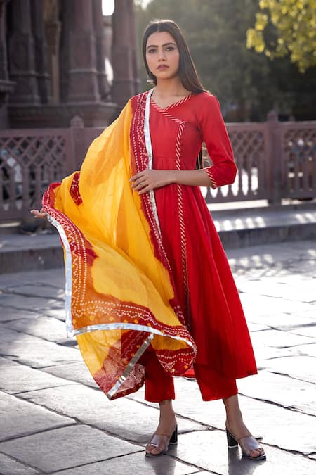 Bannhi Red Kurta And Pant Cotton Silk Embroidered Gota V Neck Border Angrakha Set 