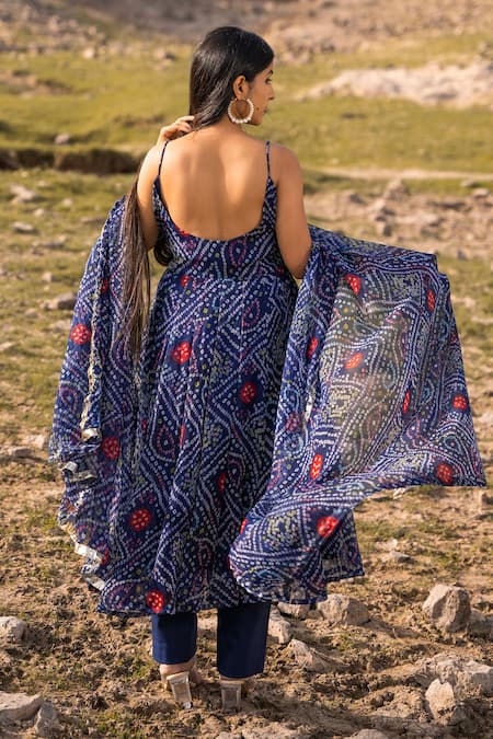 Shop Bannhi By Priyanka Rathore Blue Chiffon Embroidery Round Neck Bandhani Print Anarkali Pant Set at Aza Fashions Shop_Bannhi By Priyanka Rathore_Blue Chiffon Embroidery Round Neck Bandhani Print Anarkali Pant Set _at_Aza_Fashions