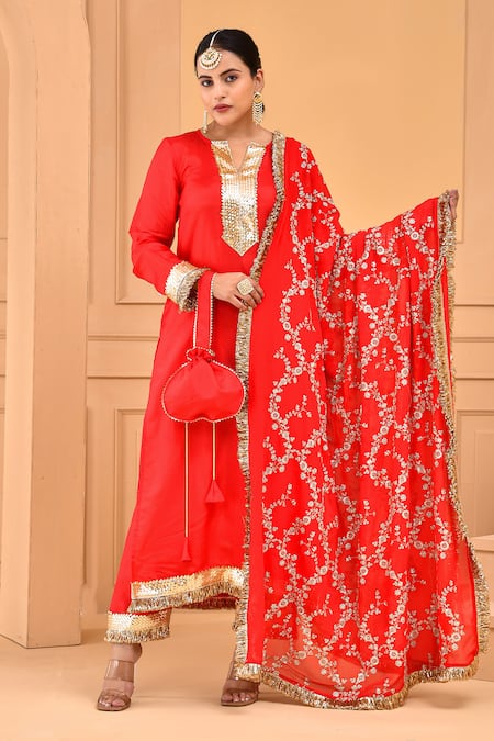 Bannhi By Priyanka Rathore_Red Silk Gota Patti Collared Embroidered Kurta Set _Online_at_Aza_Fashions