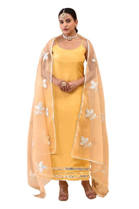 Bannhi By Priyanka Rathore Yellow Organza, Silk Gota Patti, Embroidery Scoop Placement Work Kurta Pant Set Online at Aza Fashions Bannhi By Priyanka Rathore_Yellow Organza, Silk Gota Patti, Embroidery Scoop Placement Work Kurta Pant Set _Online_at_Aza_Fashions