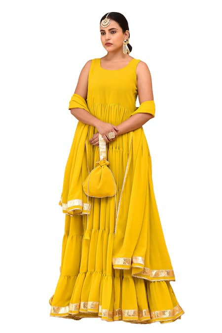 Shop_Bannhi By Priyanka Rathore_Yellow Georgette Gota Patti Round Neck Sleeveless Tiered Anarkali With Dupatta 