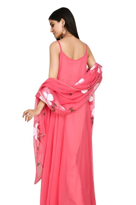 Bannhi By Priyanka Rathore Pink Georgette Scoop Neck Plain Anarkali With Hand Painted Dupatta at Aza Fashions Bannhi By Priyanka Rathore_Pink Georgette Scoop Neck Plain Anarkali With Hand Painted Dupatta _at_Aza_Fashions