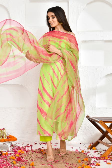 Buy Bannhi By Priyanka Rathore Green Cotton, Organza, Chanderi Sweetheart Neck Shibori Print Kurta Palazzo Set Online at Aza Fashions Buy_Bannhi By Priyanka Rathore_Green Cotton, Organza, Chanderi Sweetheart Neck Shibori Print Kurta Palazzo Set _Online_at_Aza_Fashions