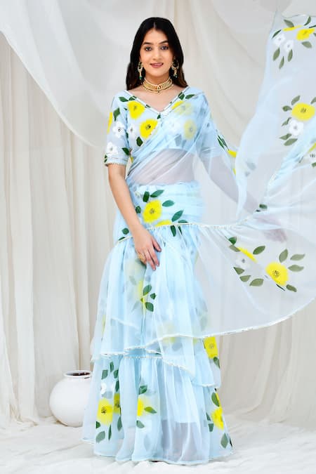 Bannhi By Priyanka Rathore_Blue Georgette V-neck Flower Hand Painted Skirt Saree With Blouse _Online_at_Aza_Fashions