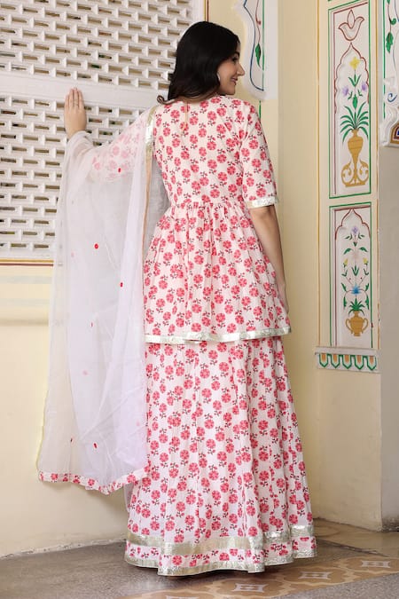 Shop_Bannhi By Priyanka Rathore_White Cotton Embroidery, Gota Patti V-neck Printed Kurta Skirt Set _at_Aza_Fashions