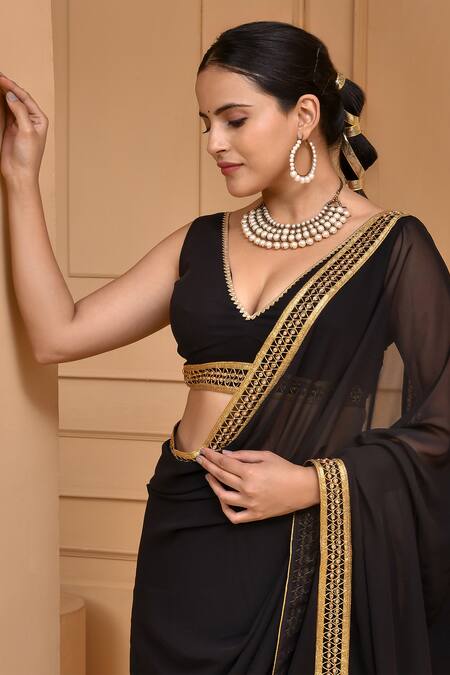 Bannhi By Priyanka Rathore_Black Georgette Embroidery, Lace, Zari V-neck Zardozi Border Saree With Blouse _Online_at_Aza_Fashions