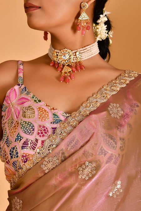 Buy_Bannhi By Priyanka Rathore_Pink Tissue, Organza Sequins, Lace V-neck Floral Embellished Saree With Blouse 