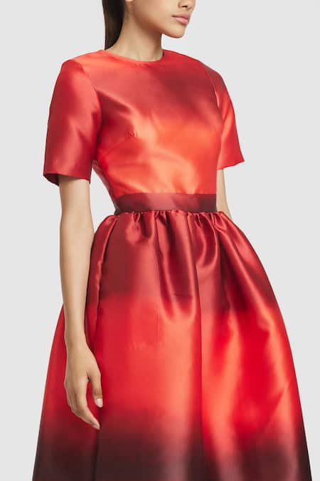 Buy_Gauri & Nainika_Red Microfiber Round Neck Ombre Pattern Midi Dress _Online_at_Aza_Fashions