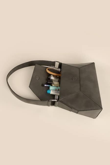 The House of Ganges Hazel Rectangle Shaped Leather Handbag 