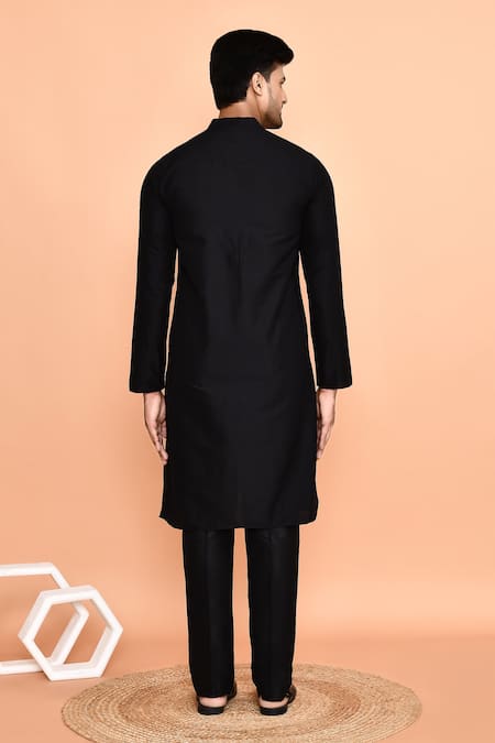 Arihant Rai Sinha Geometric Embroidered Kurta With Pant 