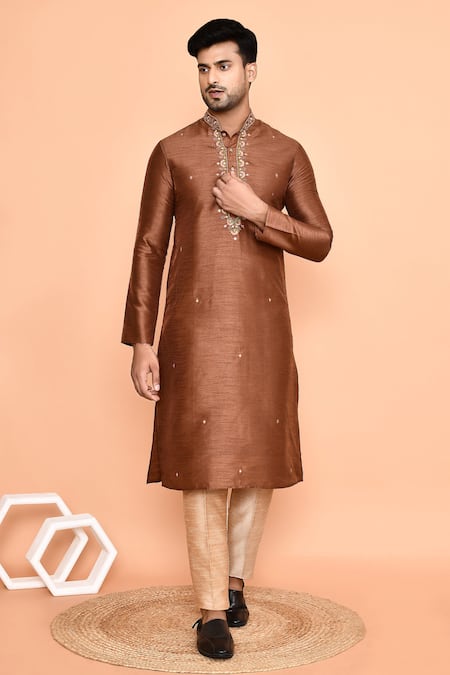 Arihant Rai Sinha Mini Flora Embroidered Kurta With Pant 