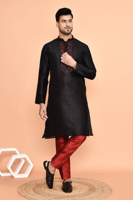 Arihant Rai Sinha Thread Embroidered Kurta With Pant 