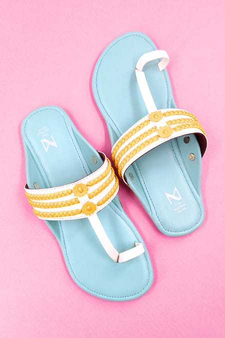 The Madras Trunk Haiku Ruhi Contrast Strap Kolhapuri Flats 