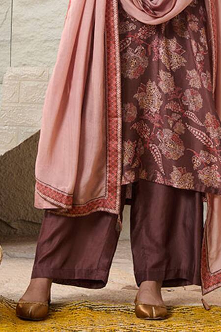 Saundh_Brown Cotton, Viscose Fabric Flowers, Mahi Floral Print Kurta Pant Set _at_Aza_Fashions