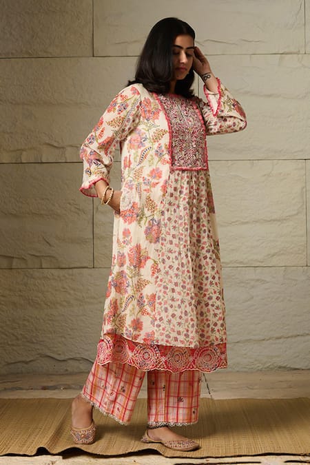 Saundh Piya Embroidered Yoke Kurta With Pant 