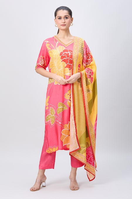 BAIRAAS Pink Printed Floral V Neck Straight Kurta Pant Set 