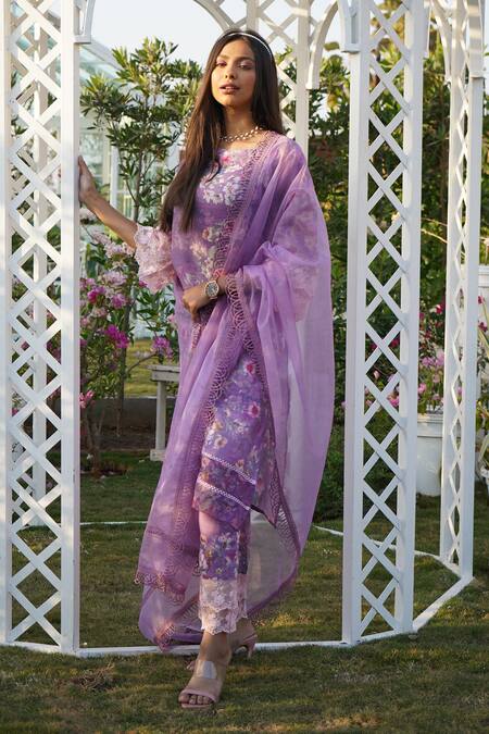 Monk & Mei By Sonia Anand_Purple Linen Lace Round Neck Peony Floral Print Kurta Pant Set _Online_at_Aza_Fashions