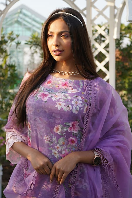 Monk & Mei By Sonia Anand_Purple Linen Lace Round Neck Peony Floral Print Kurta Pant Set _at_Aza_Fashions