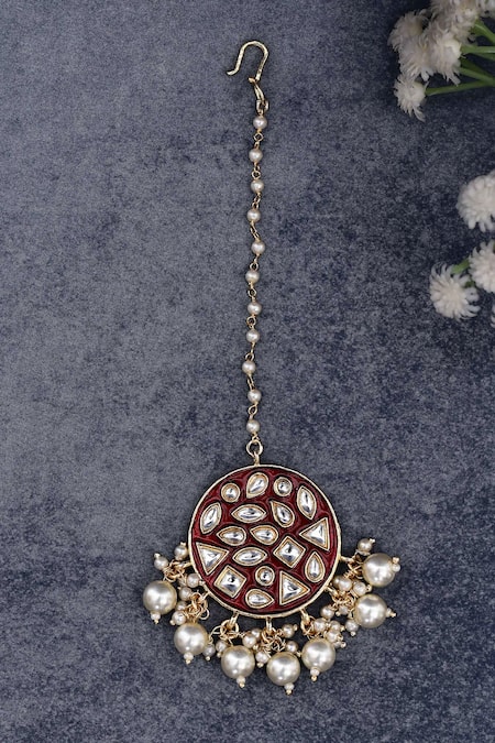 Nazaakat By Samara Singh Kundan Studded Round Maangtikka 