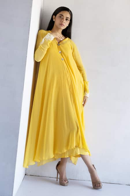 Bharat Adiani Yellow Georgette Embroidered Floral V Neck Thread Asymmetric Tunic 