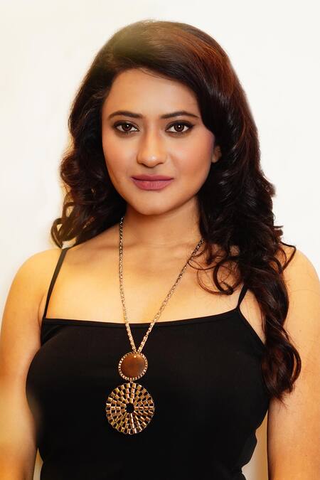 Rejuvenate Jewels Silver Plated Geometric Carved Pendant Necklace 