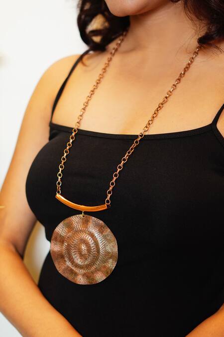 Rejuvenate Jewels_Gold Plated Geometric Carved Pendant Necklace _Online_at_Aza_Fashions